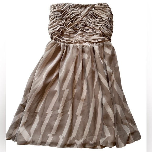 Armani Exchange Strapless Short Dress Size 2 NWT - Picture 1 of 13